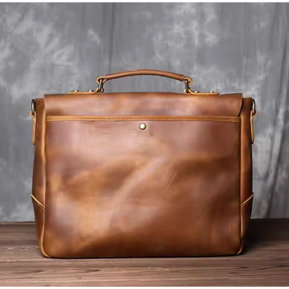 The Stratford Heritage Leather Messenger Bag