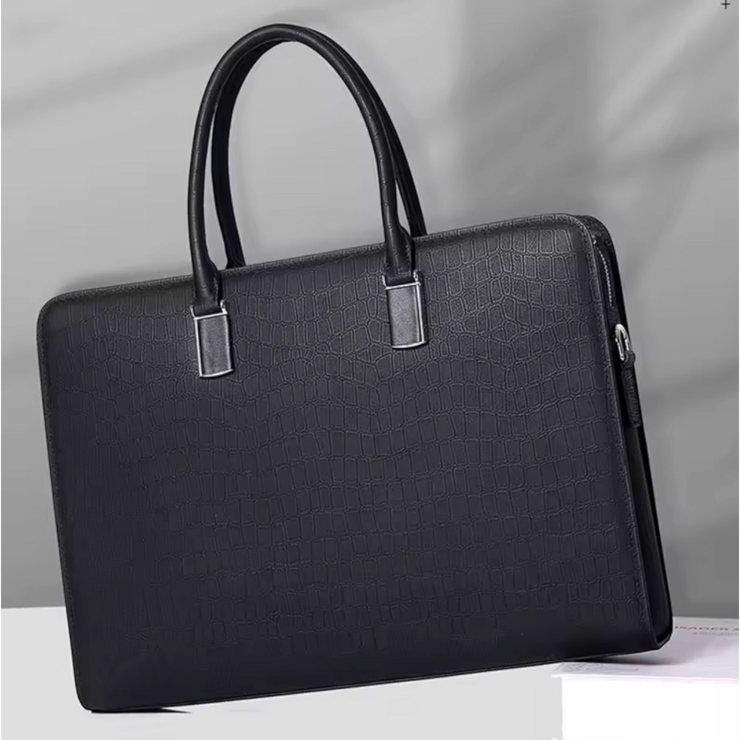 The Montague Leather Messenger Bag